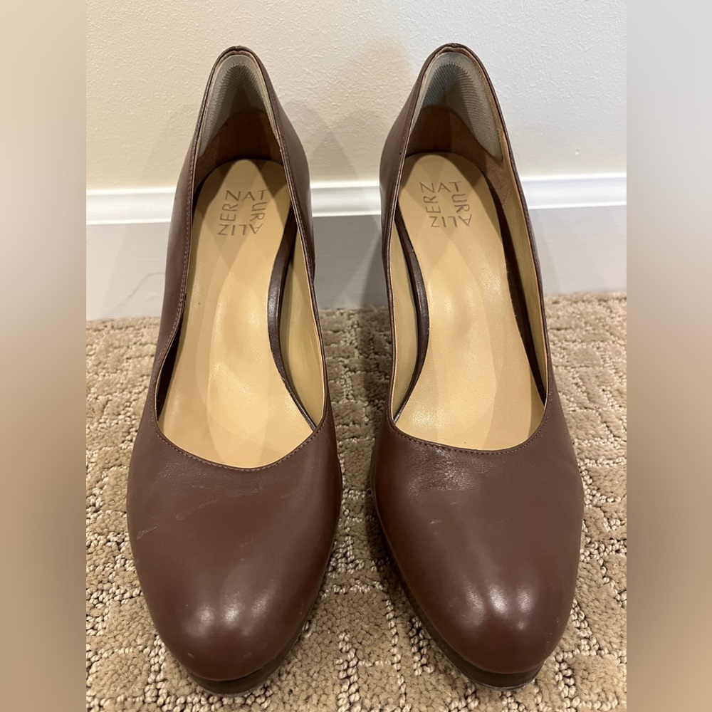 Naturalizer Brown Leather Heels Size 9 - Picture 5 of 6